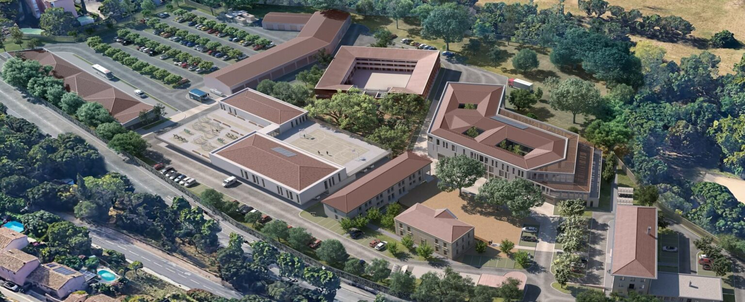 Image aérienne du complexe administratif de la CRS 54, CRS 55 et DZCRS à Marseille