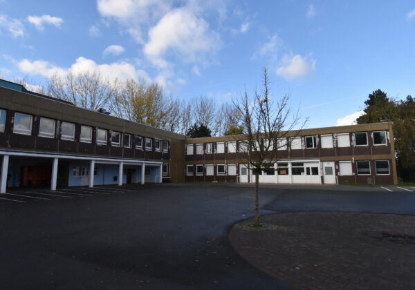Collège DESCARTES