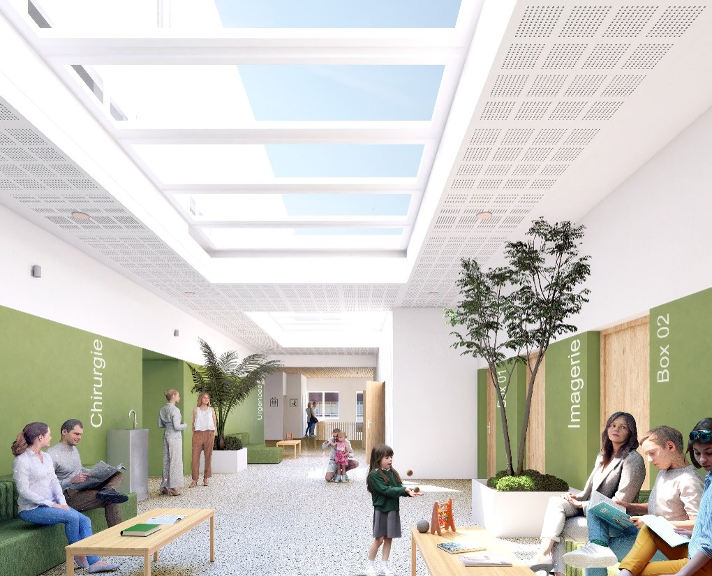 Hall intérieur lumineux avec verrière, mobilier contemporain et végétation, favorisant confort et bien-être des usagers.Bâtiment odontologie Amiens